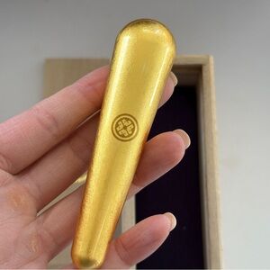Tatcha 24K Gold Akari Facial Massage Gua Sha Tool NWOT